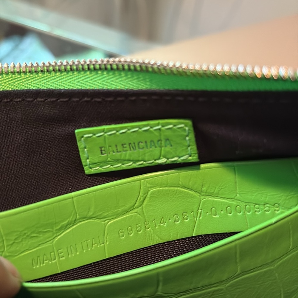 Balenciaga Le Cagole Mini Bag in Acid Green - Picture 15 of 16